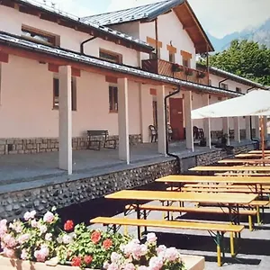 Lunga Via Delle Dolomiti Guest house